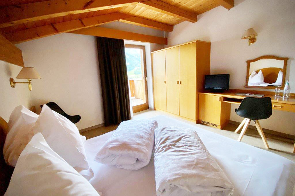 doppelzimmer mountain view