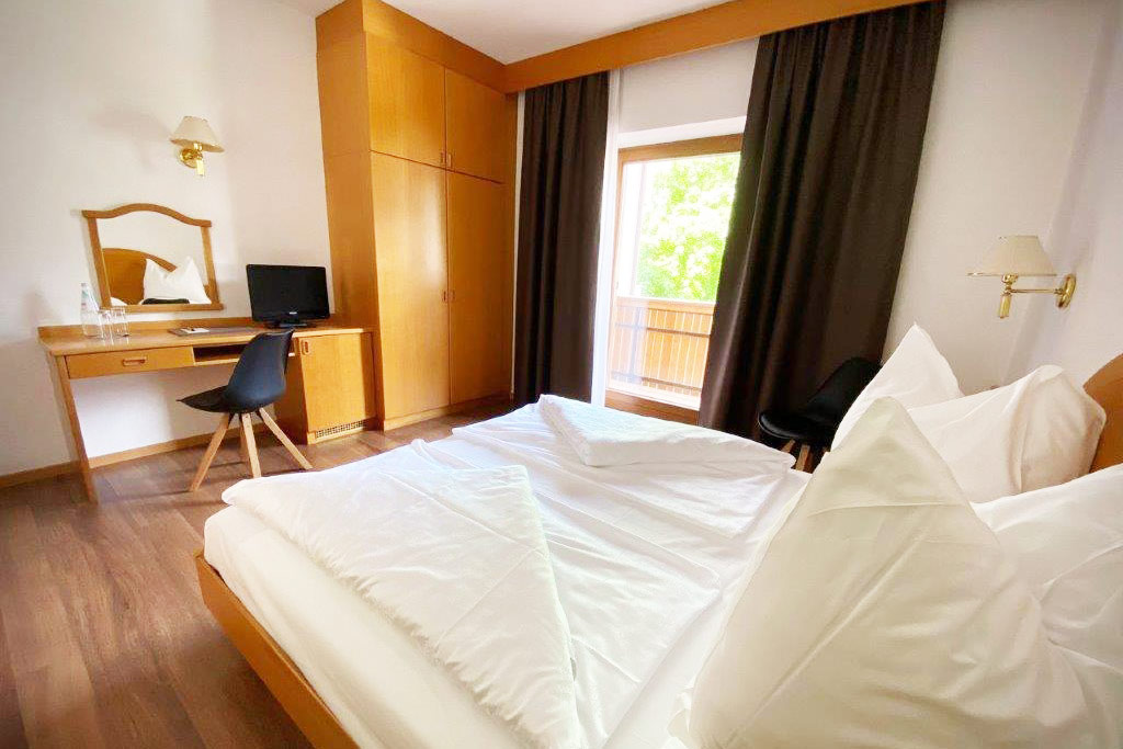 doppelzimmer cityview